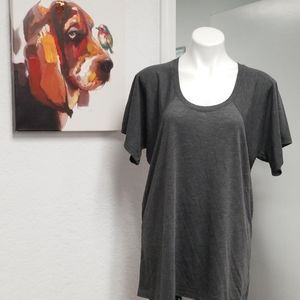 Gray loose flowy short sleeve tee